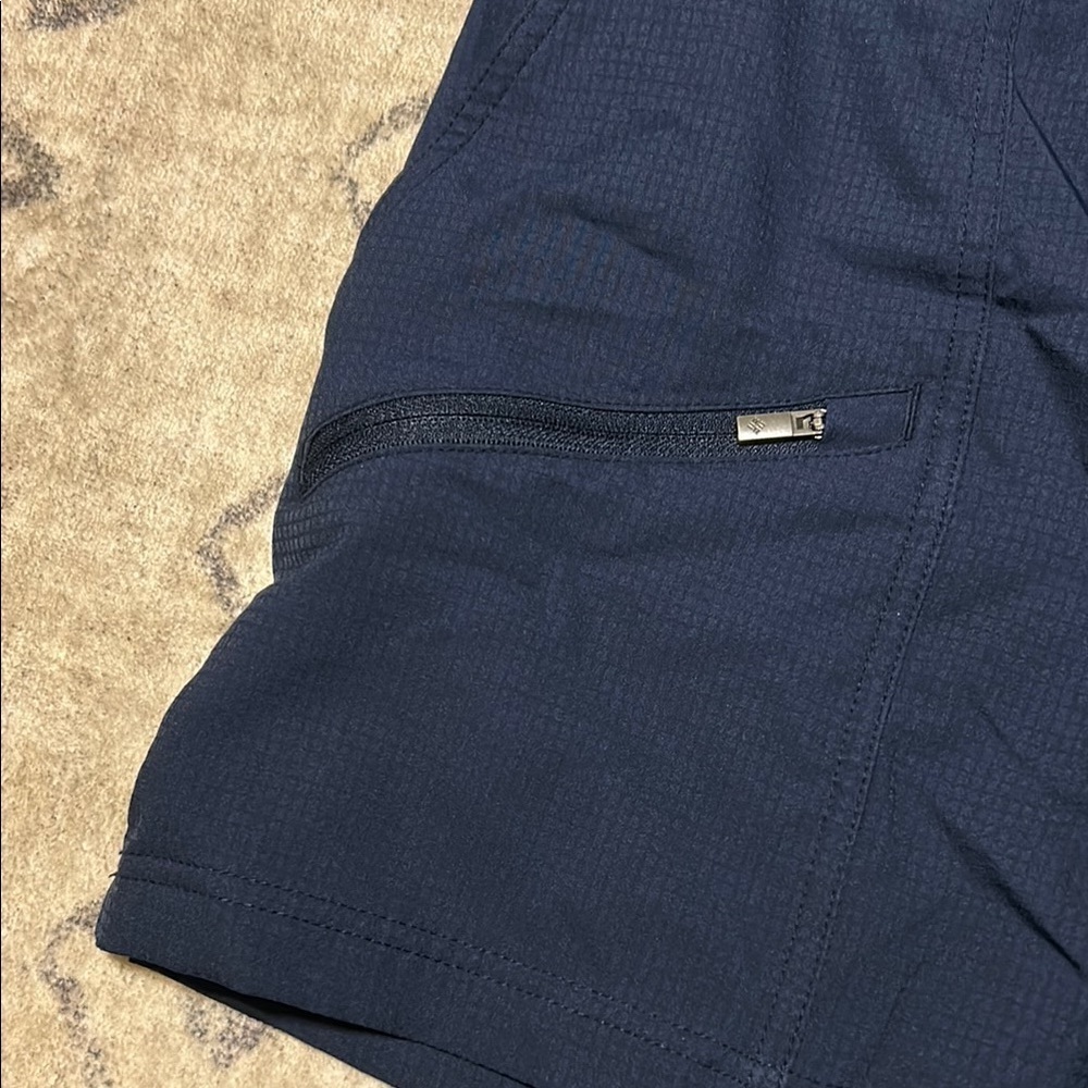 Columbia PFG Navy Blue Shorts Size Medium Short Length - Picture 8 of 13